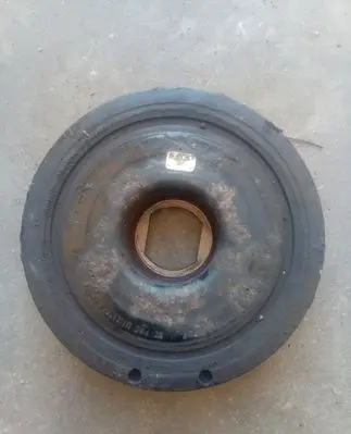 Nissan Qashqai+2 Crankshaft pulley