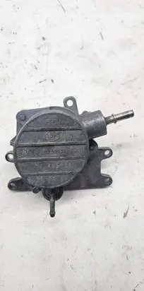 Opel Zafira A Vacuum pump 24465382 0252738