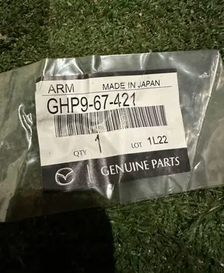 Mazda 6 Rear wiper blade arm GHP967421