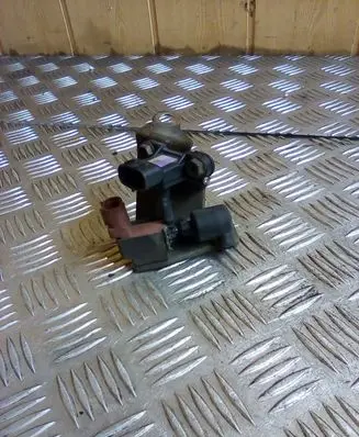Toyota Corolla E120 E130 Air pressure sensor 8942120210 0798005130