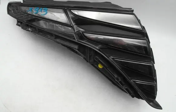 Hyundai Tucson IV NX4 Headlight/headlamp 92208N7100 R009N10018T