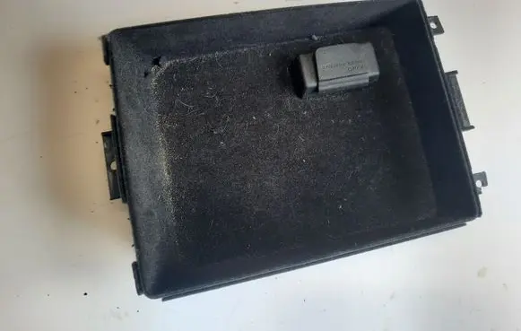 Audi A8 S8 D4 4H Glove box central console 4H0863075E