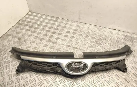 Hyundai i10 Front bumper upper radiator grill 863660X000