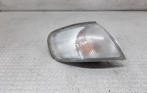 Nissan Almera Front indicator light