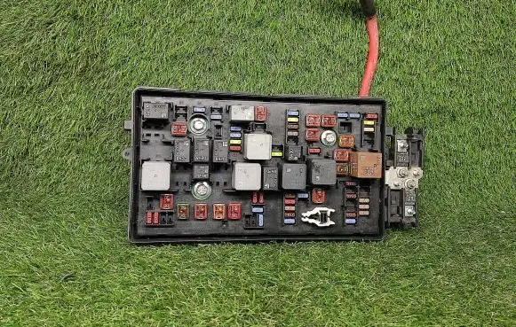 Opel Insignia A Power management control unit 13345497 13255300