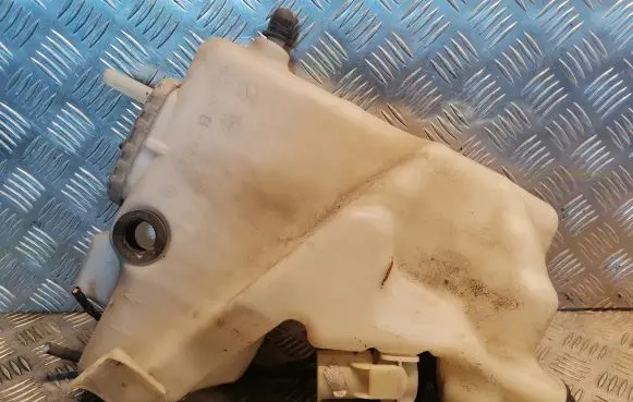 Mercedes-Benz E W211 Windshield washer fluid reservoir/tank 2118601360
