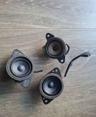 Toyota C-HR II Panel speaker 86150F4090 86160F4060