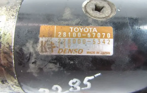 Toyota Land Cruiser (HDJ90) Starter motor 2810067070