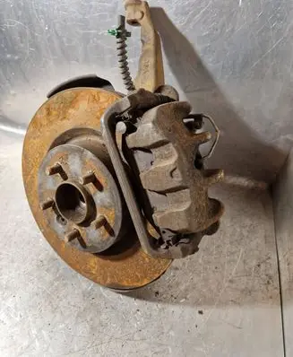 Land Rover Range Rover Sport L320 Front wheel hub spindle knuckle