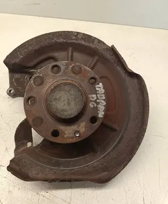 Volkswagen Touran II Rear wheel hub