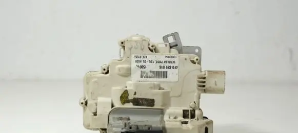 Audi A6 S6 C6 4F Rear door lock 4F0839016