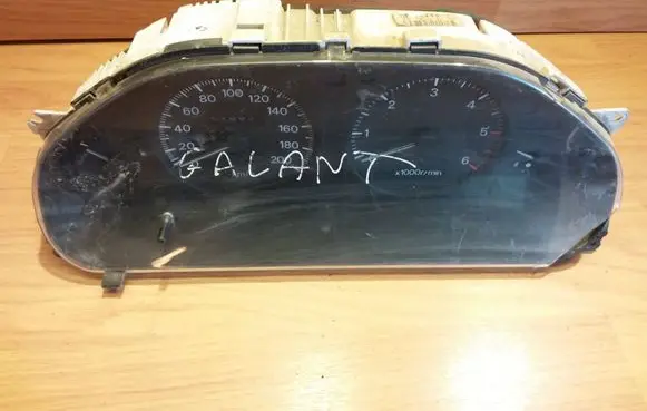 Mitsubishi Galant Speedometer (instrument cluster) MB918449 1573401962