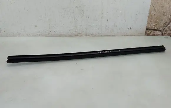 Ford S-MAX Rubber seal front door window/glass 