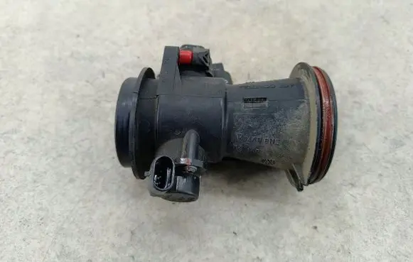 Dacia Sandero Throttle body valve 