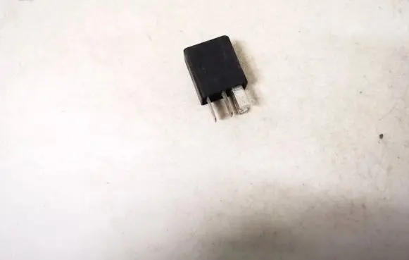 Fiat Stilo Other relay 46520421 702.30