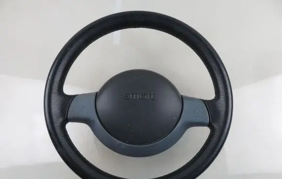 Smart ForTwo I Steering wheel MCC0001296V008