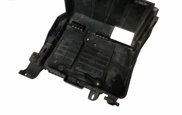 Renault Scenic II - Grand scenic II Battery box tray 8200467409