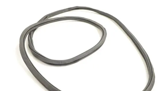 Porsche Macan (95B) Rubber seal front door (on door) 7P0867365F