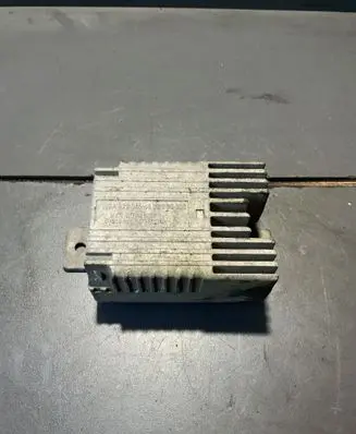 Mercedes-Benz A W168 Coolant fan relay A0235456832 SDA1S112