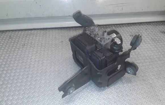 Opel Insignia A ABS Pump 22838815 16817028