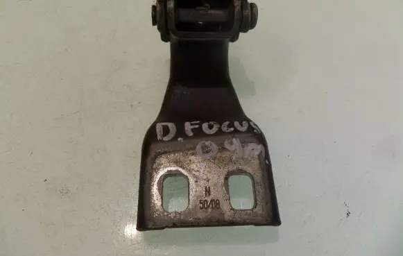 Ford Focus Tailgate/trunk/boot hinge 3M51R42900AF