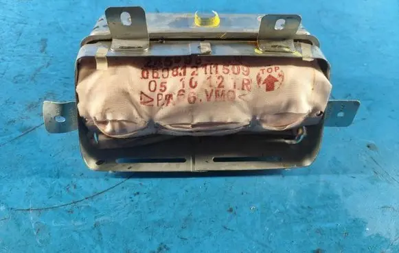 Subaru Tribeca Passenger airbag 98271XA00A