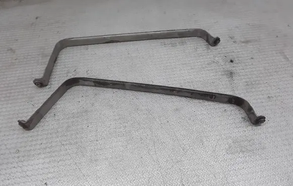 BMW 5 E60 E61 Fuel tank mounting bracket 