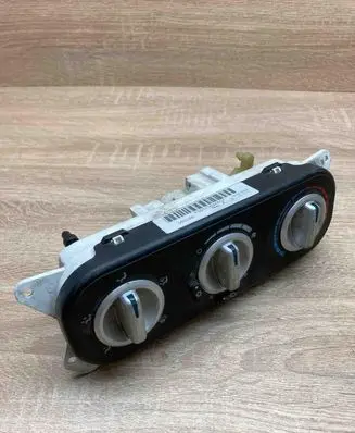 Chrysler PT Cruiser Climate control unit P55111844AG 58024B