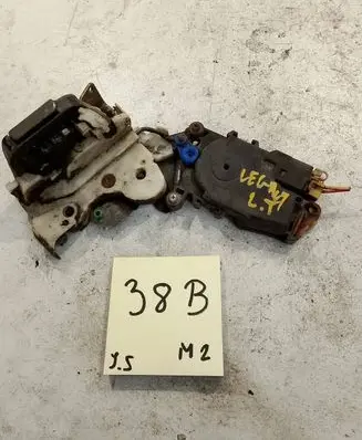 Subaru Legacy Front door lock 62318FA100
