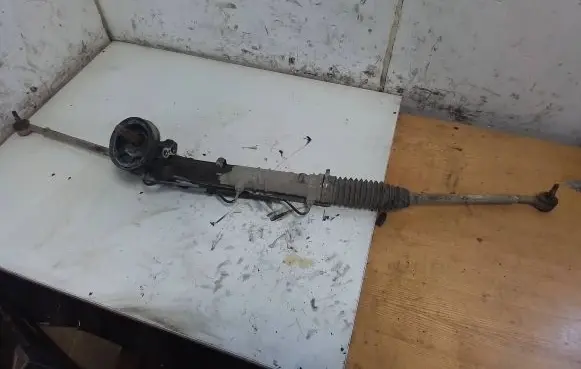Peugeot 307 Steering rack 9624981580