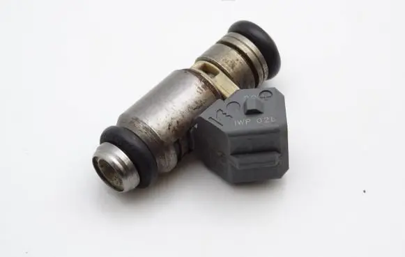 Renault Scenic I Fuel injector IWP026