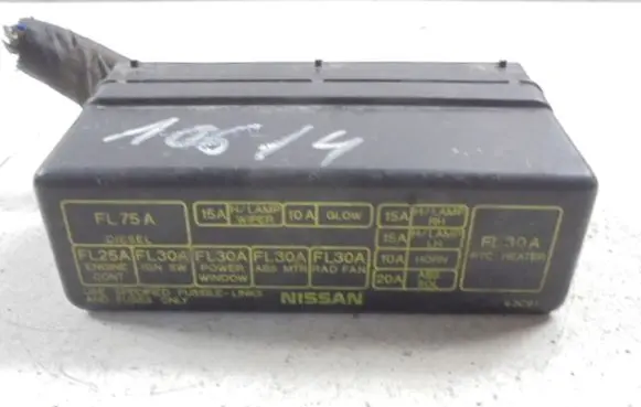 Nissan Sunny Fuse box set 63C01