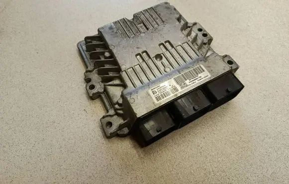 Citroen C3 Pluriel Engine control unit/module 9666681180 S180123007 9678628780