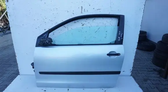 Door (2 Door Coupe)