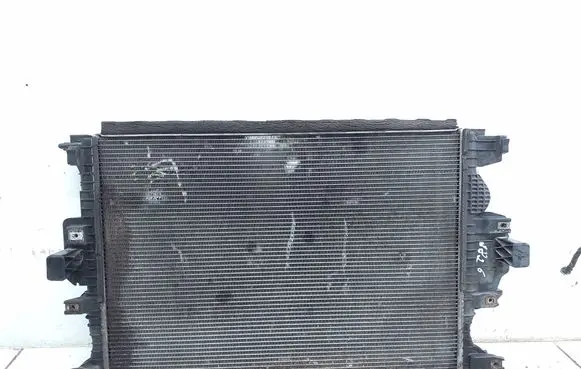 Coolant radiator