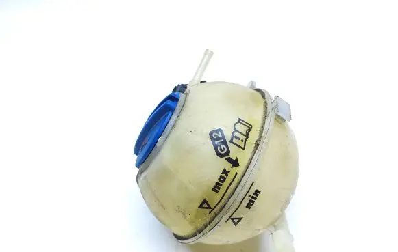 Volkswagen Polo V 6R Coolant expansion tank/reservoir 6Q0121407B