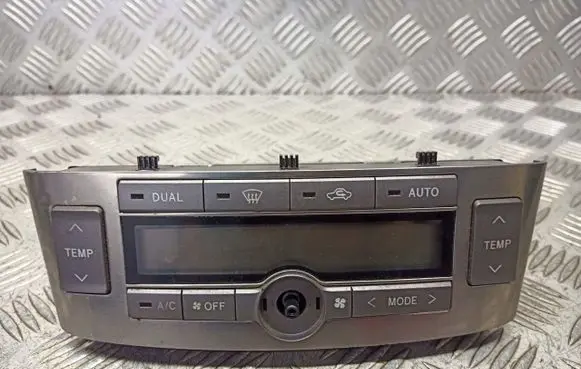 Toyota Avensis T250 Interior fan control switch 55902-05060-H