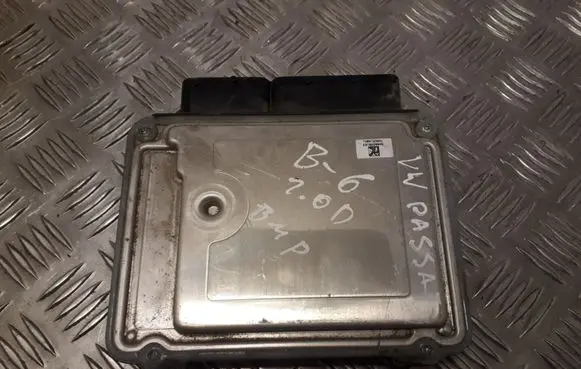 Volkswagen PASSAT B6 Engine control unit/module 03G906021AC 0281012719