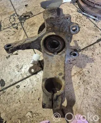 Ford C-MAX I Front wheel hub spindle knuckle 3M51-3K170