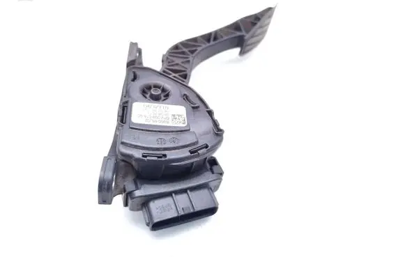Suzuki Grand Vitara II Accelerator throttle pedal I590065J02 6PV00907400