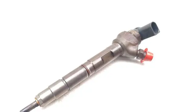 Audi A3 S3 8V Fuel injector 04L130277E 0445110475