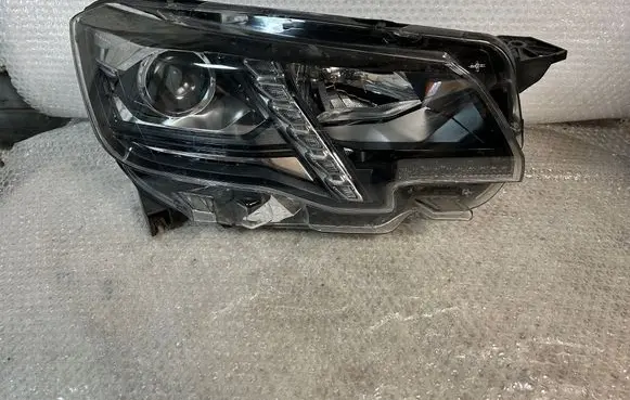 Peugeot Rifter Headlight/headlamp 9816827180 901462182C18