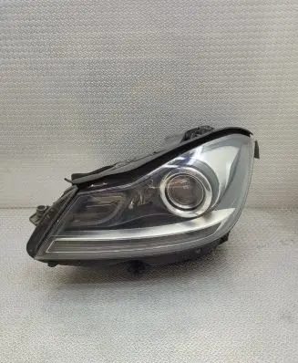 Mercedes-Benz C W204 Headlight/headlamp A2048204539
