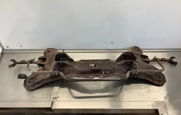 Honda FR-V Rear subframe 