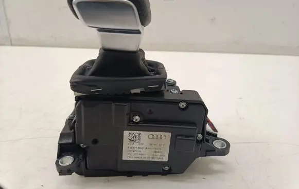 Audi A4 S4 B9 8W Gear shifter/selector 8W2713041Q