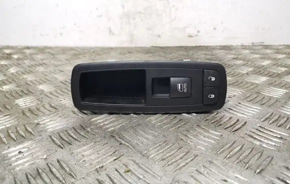 Jeep Grand Cherokee Electric window control switch