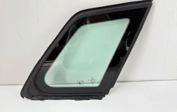 Audi Q4 e-tron Rear side window 89A845298D
