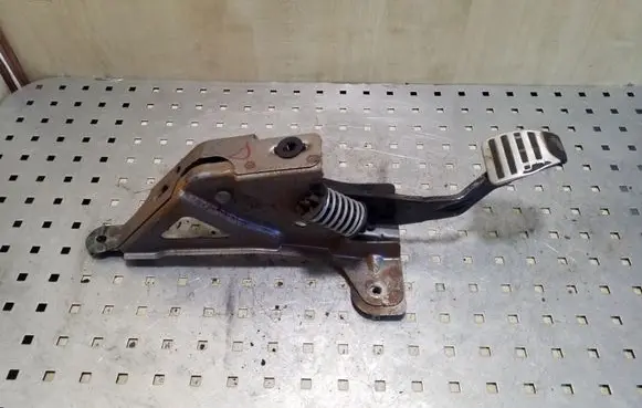 Clutch pedal