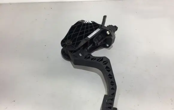 Clutch pedal