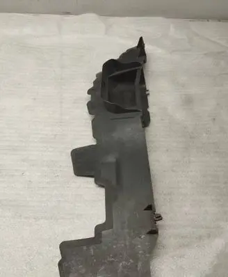 Volkswagen Crafter Intercooler air guide/duct channel 7C0805640A
